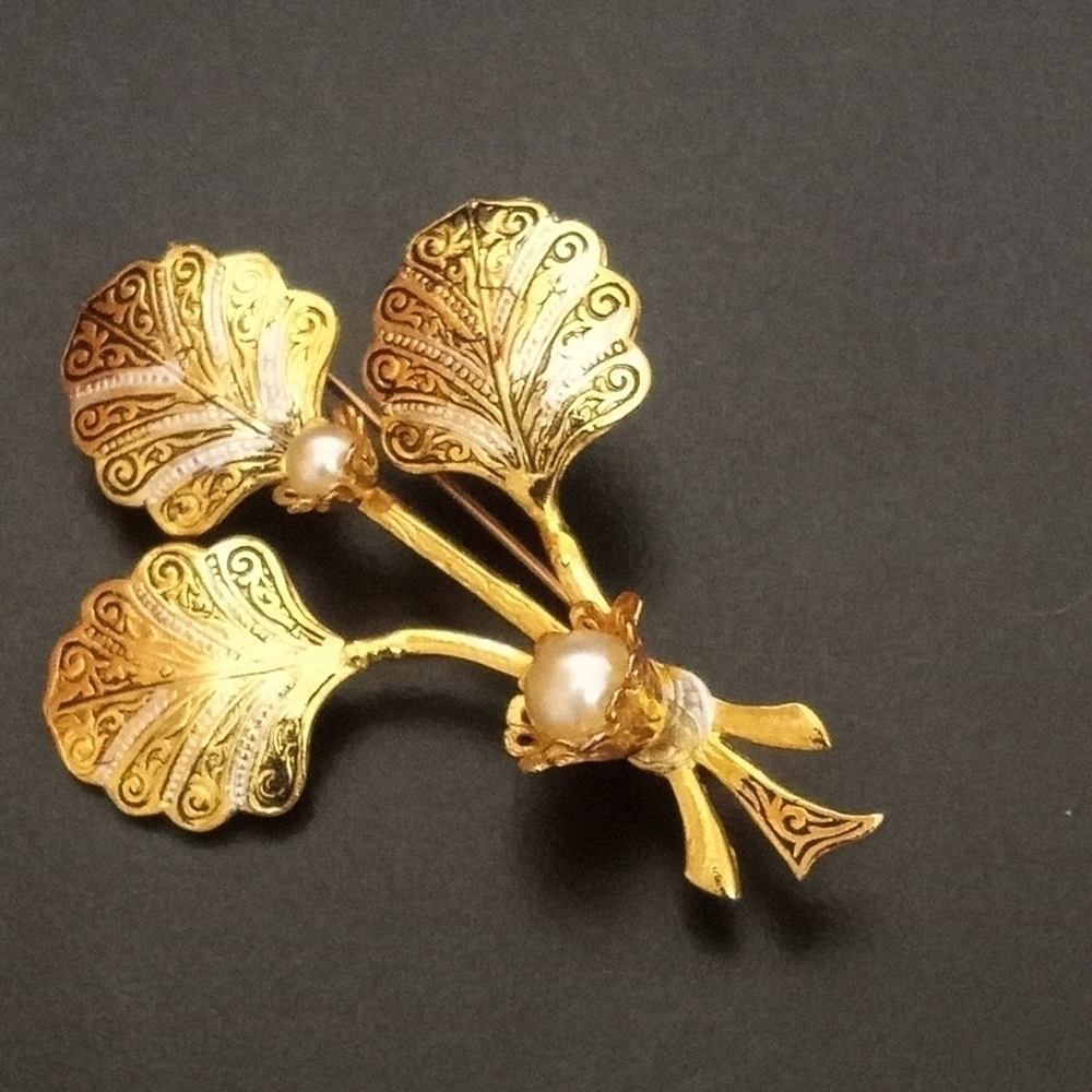 Ginkgo and Pearl Silver and Gold Tone Vintage Pin